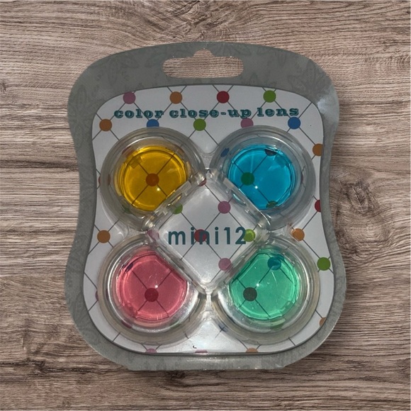 Colored Lens - Picture 1 of 3